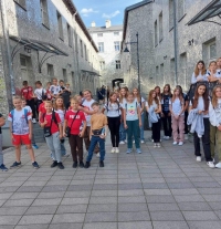 Wyjazd uczniów Szkoły Podstawowej w Bodzewie i w Piaskach na mecz piłki siatkowej do Łodzi.